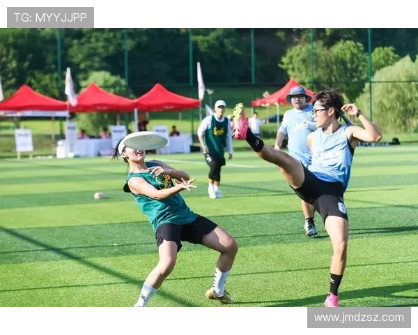 飞盘竞技背后的心理战：深入武汉飞盘队的心灵世界与团队精神