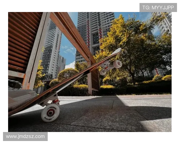 滑板新手必看：快速掌握滑板技巧与安全要点的全面指南